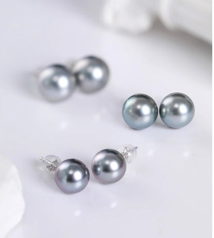 Tahitian Pearl Stud Earrings（大溪地珍珠耳钉）