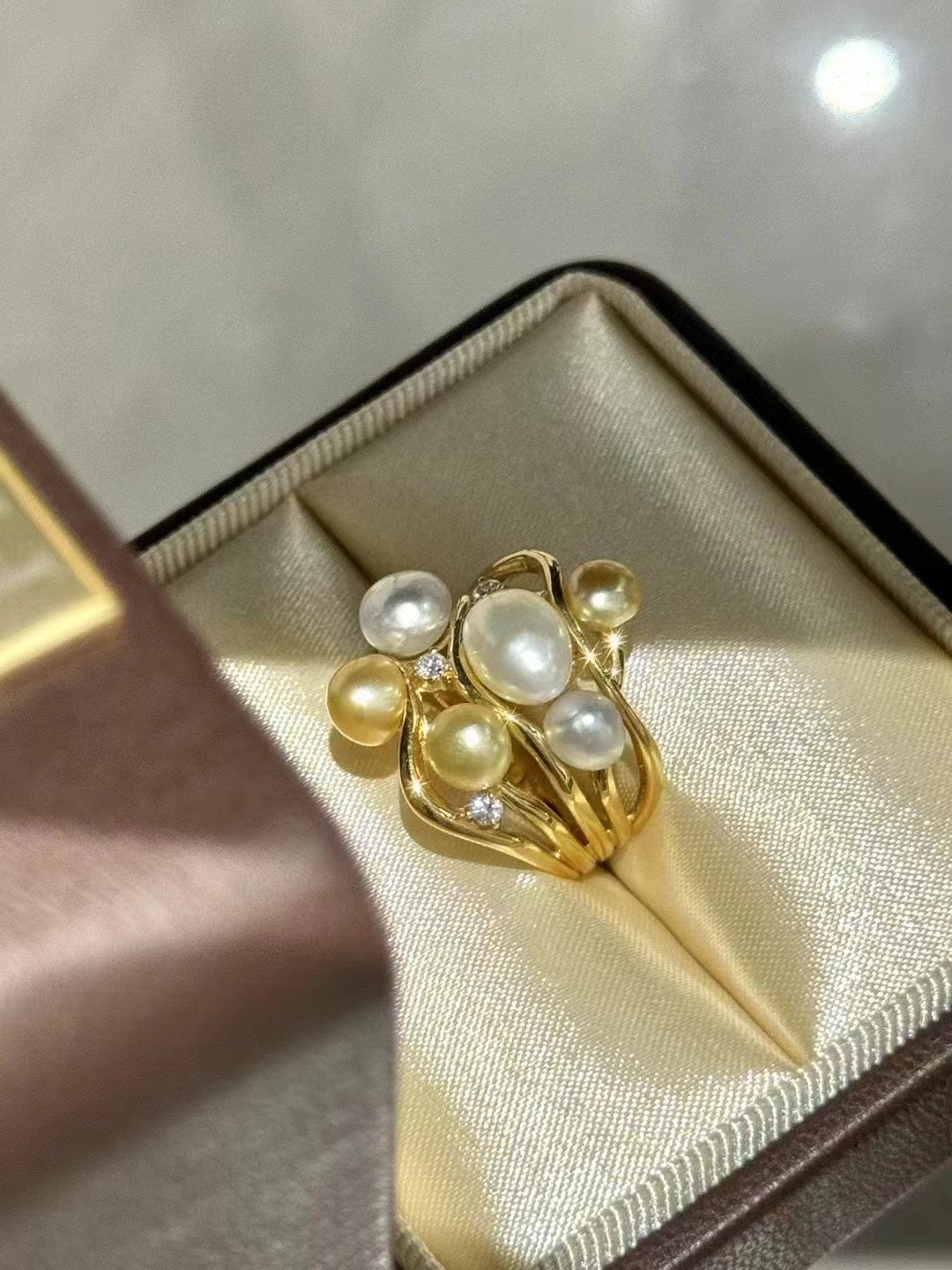 Keshi (non-nucleated) pearl ring  (keshi无核珍珠戒指)